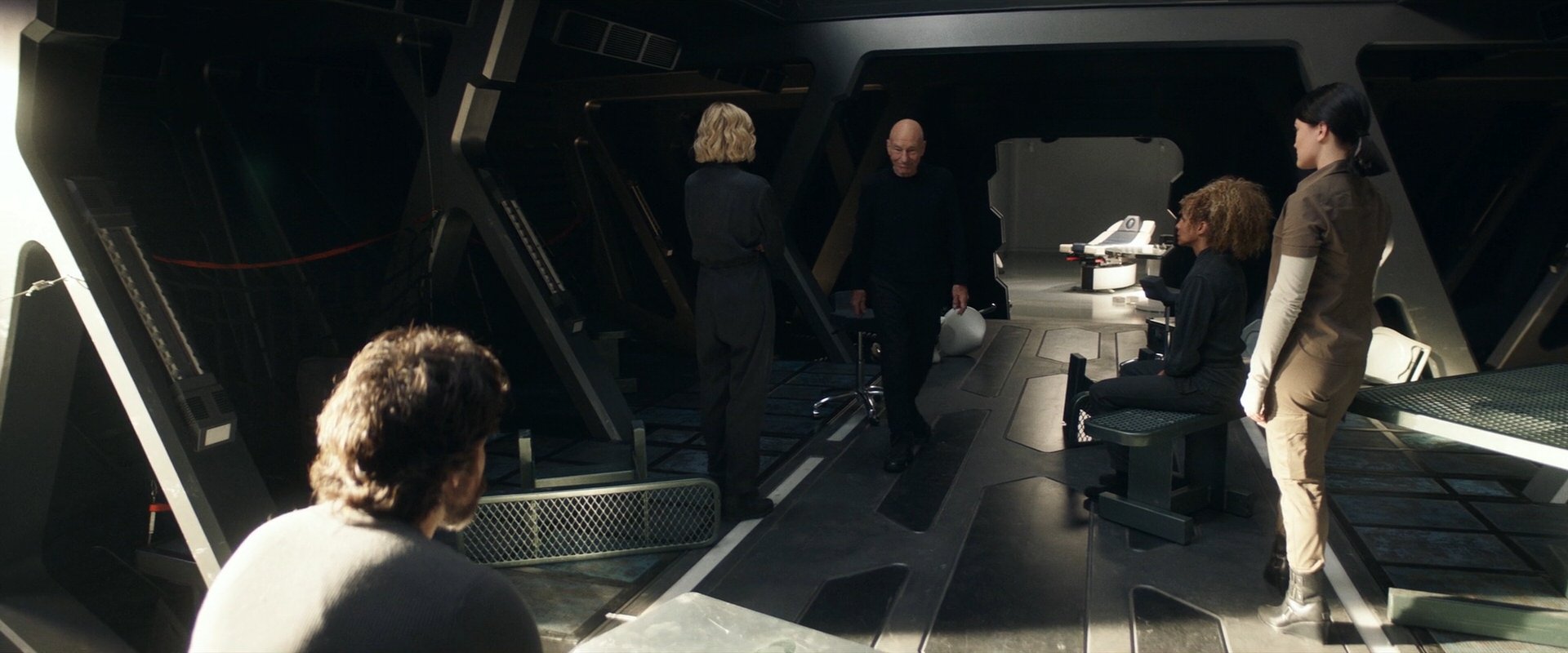 extant_StarTrek_PIC_1x09-EtInArcadiaEgoPart1_01413.jpg
