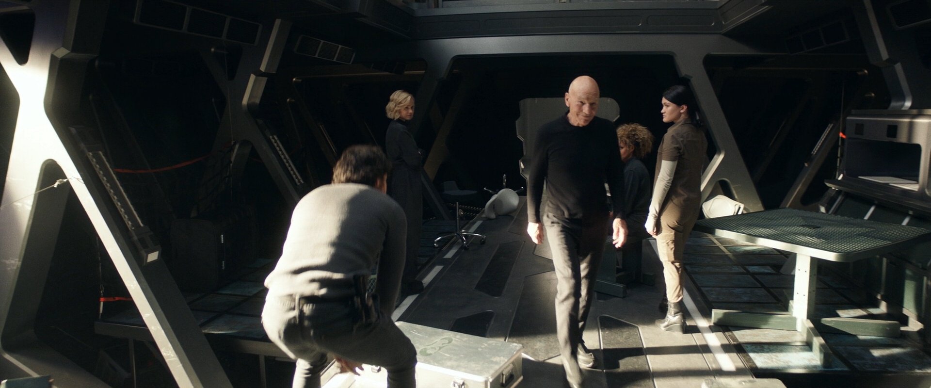 extant_StarTrek_PIC_1x09-EtInArcadiaEgoPart1_01417.jpg