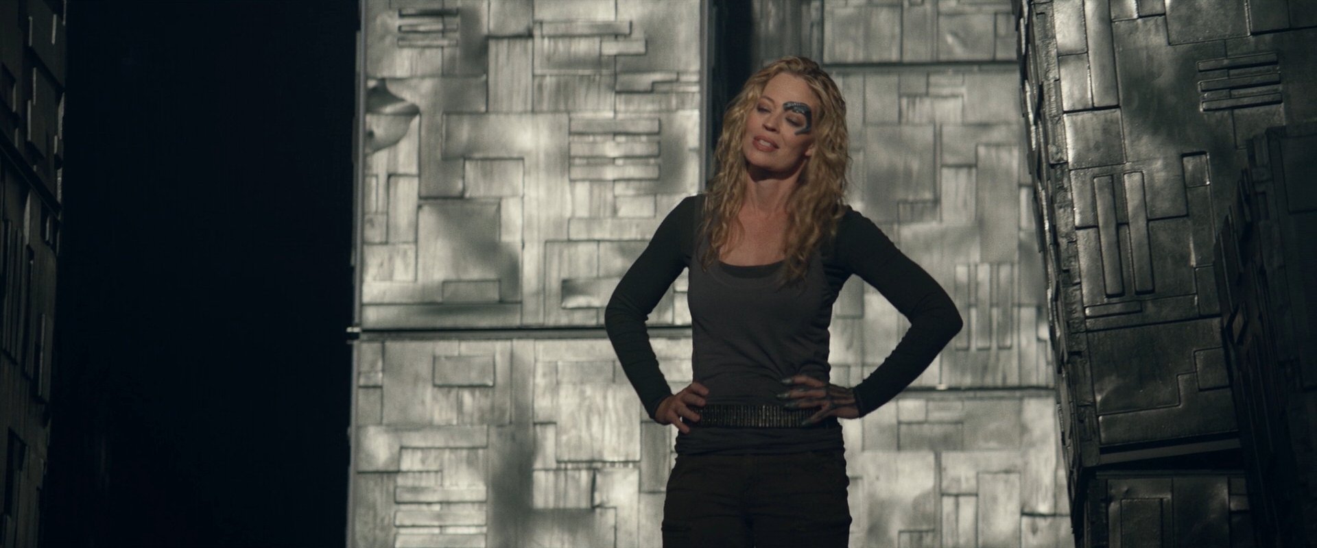 extant_StarTrek_PIC_1x09-EtInArcadiaEgoPart1_01744.jpg