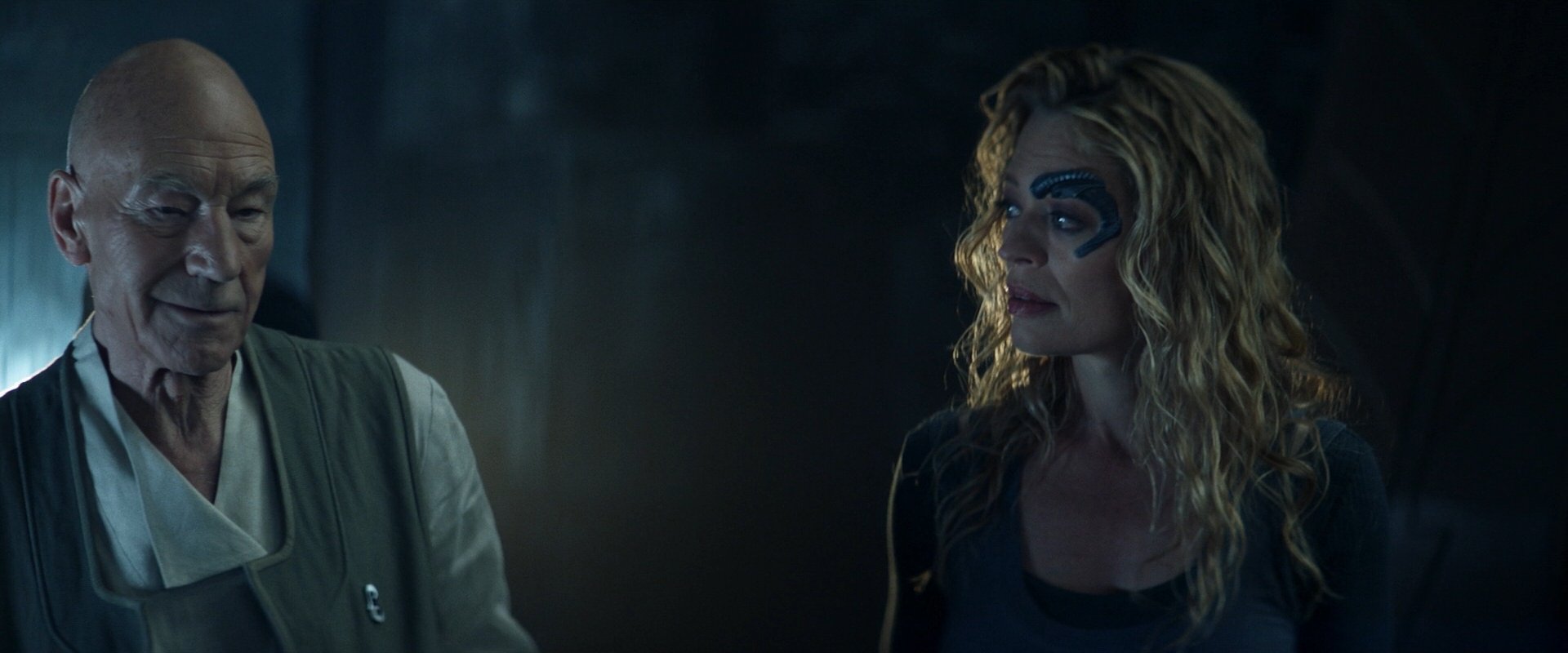 extant_StarTrek_PIC_1x09-EtInArcadiaEgoPart1_01781.jpg