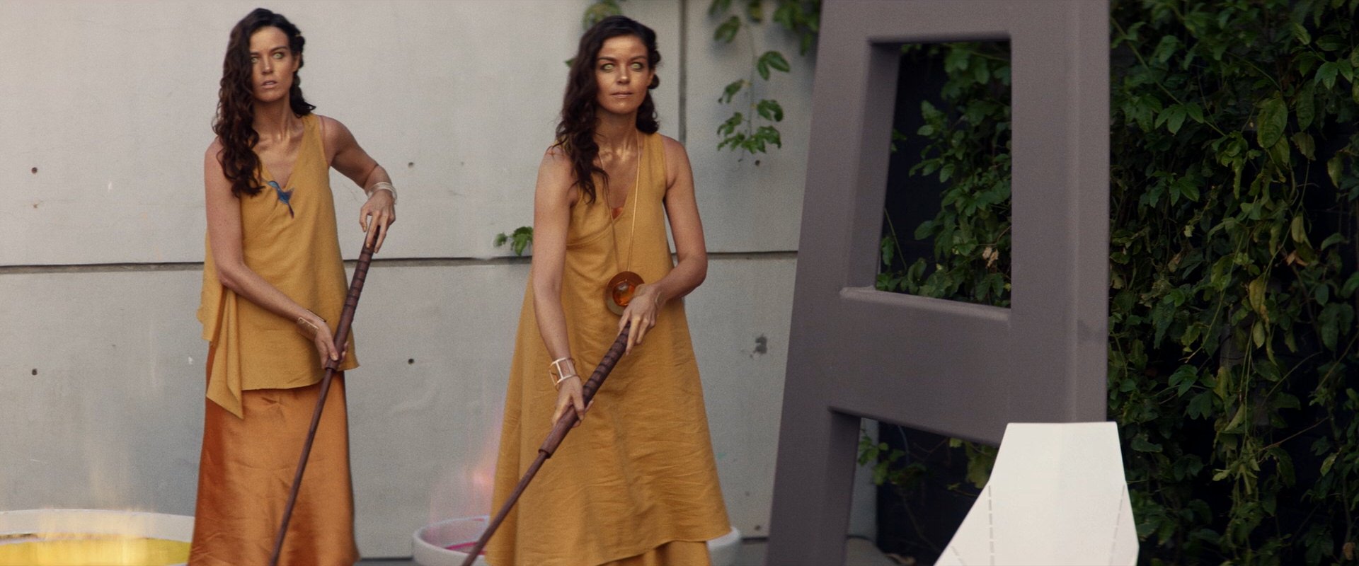 extant_StarTrek_PIC_1x09-EtInArcadiaEgoPart1_02160.jpg