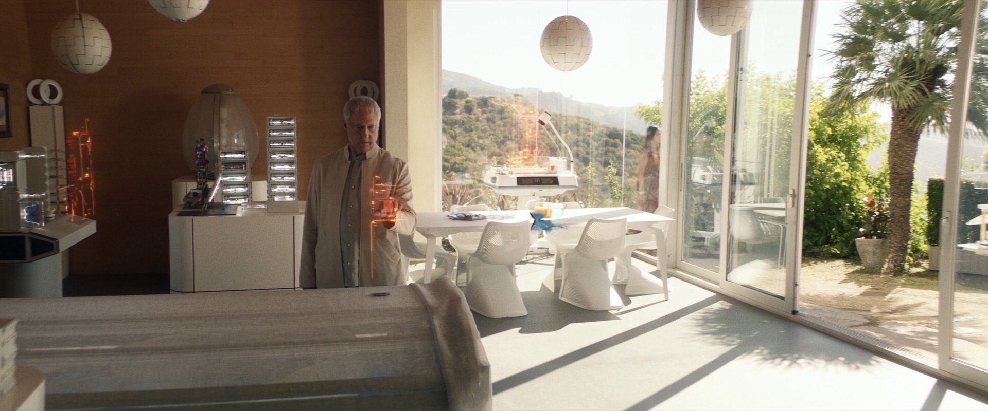 extant_StarTrek_PIC_1x09-EtInArcadiaEgoPart1_03051.jpg