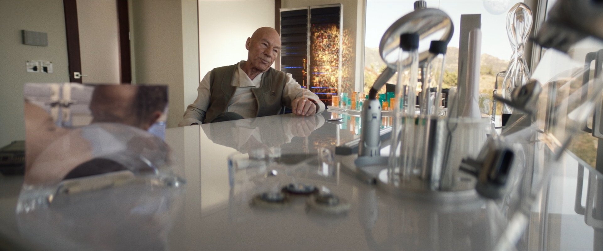 extant_StarTrek_PIC_1x09-EtInArcadiaEgoPart1_03643.jpg