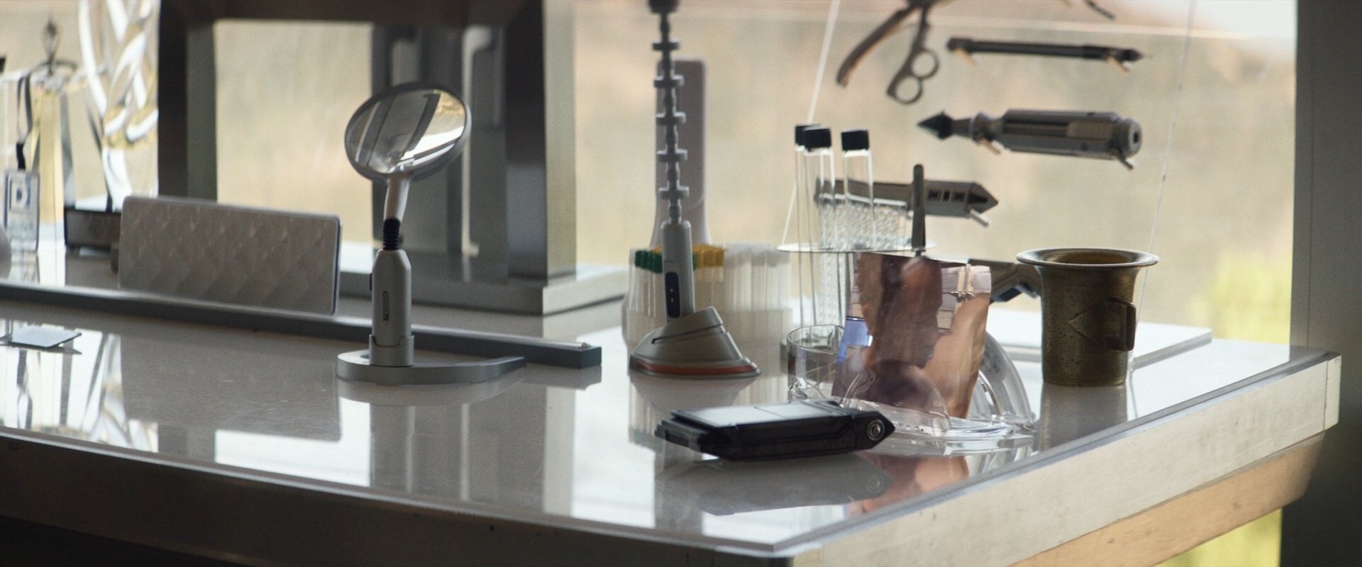 extant_StarTrek_PIC_1x09-EtInArcadiaEgoPart1_03959.jpg
