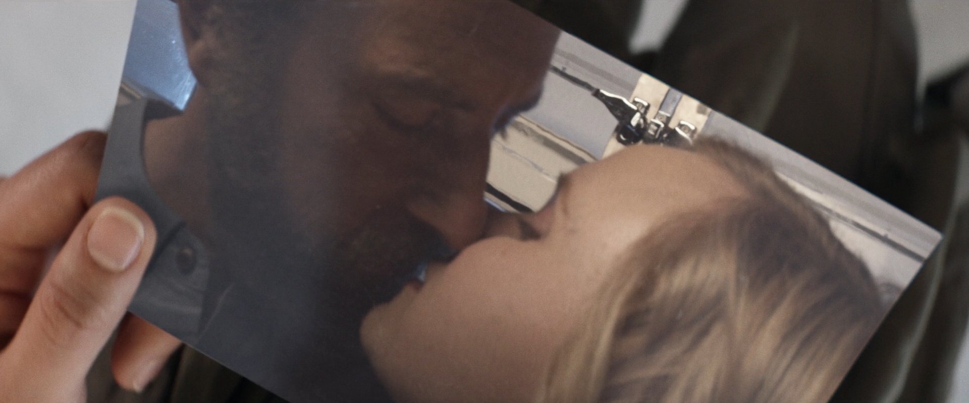 extant_StarTrek_PIC_1x09-EtInArcadiaEgoPart1_04118.jpg