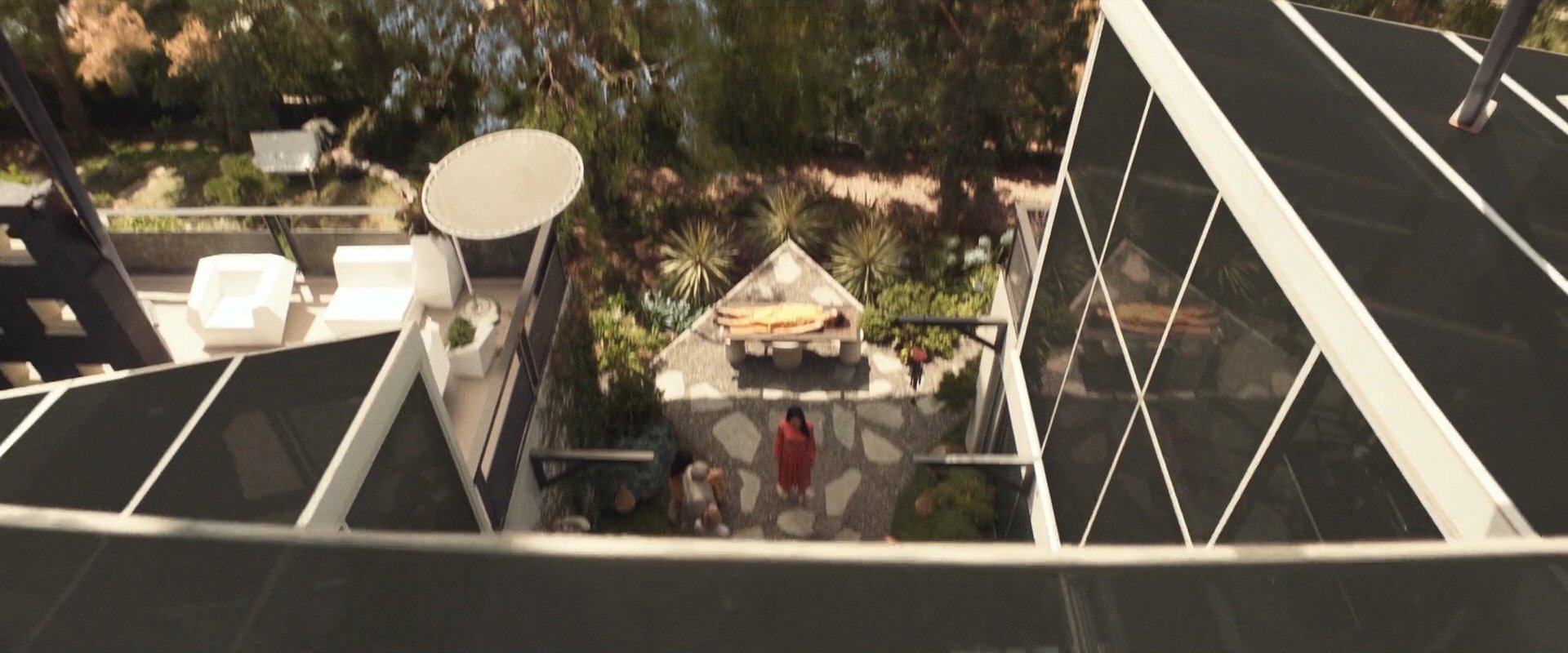 extant_StarTrek_PIC_1x09-EtInArcadiaEgoPart1_04295.jpg