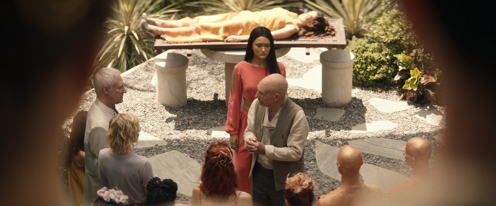 extant_StarTrek_PIC_1x09-EtInArcadiaEgoPart1_04541.jpg
