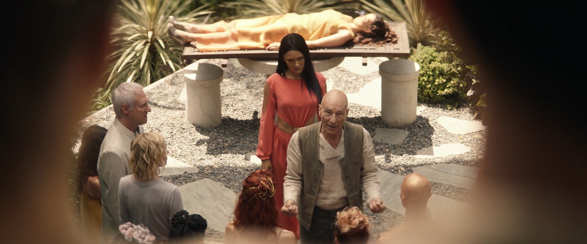 extant_StarTrek_PIC_1x09-EtInArcadiaEgoPart1_04573.jpg