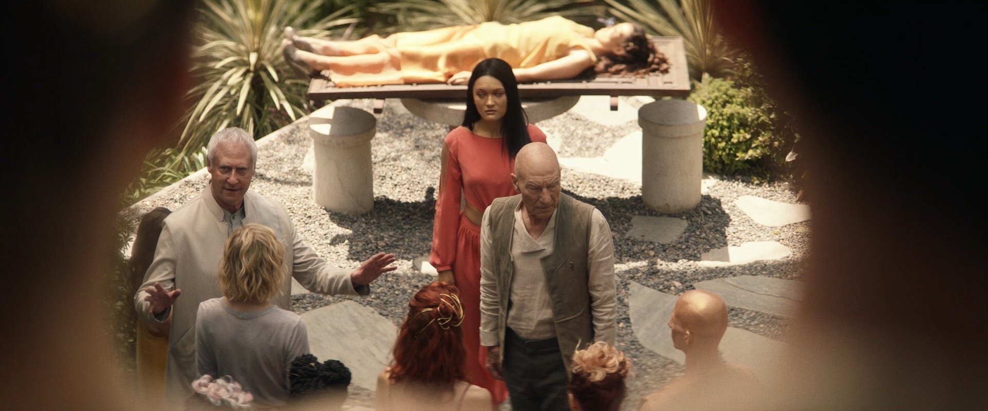 extant_StarTrek_PIC_1x09-EtInArcadiaEgoPart1_04623.jpg