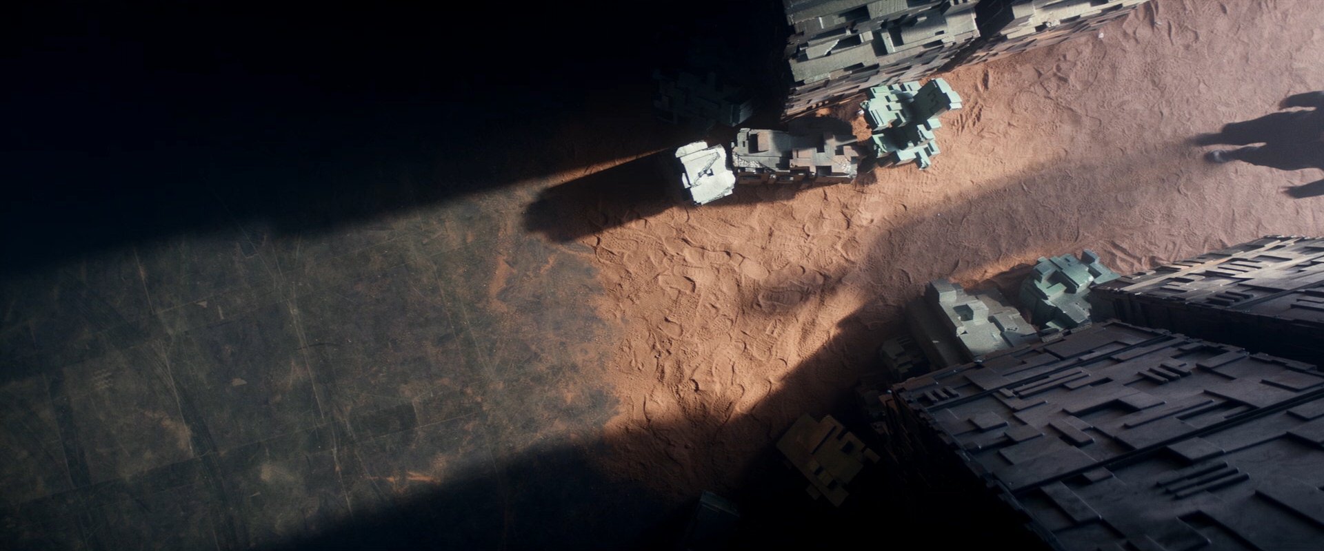 extant_StarTrek_PIC_1x10-EtInArcadiaEgoPart2_0033.jpg