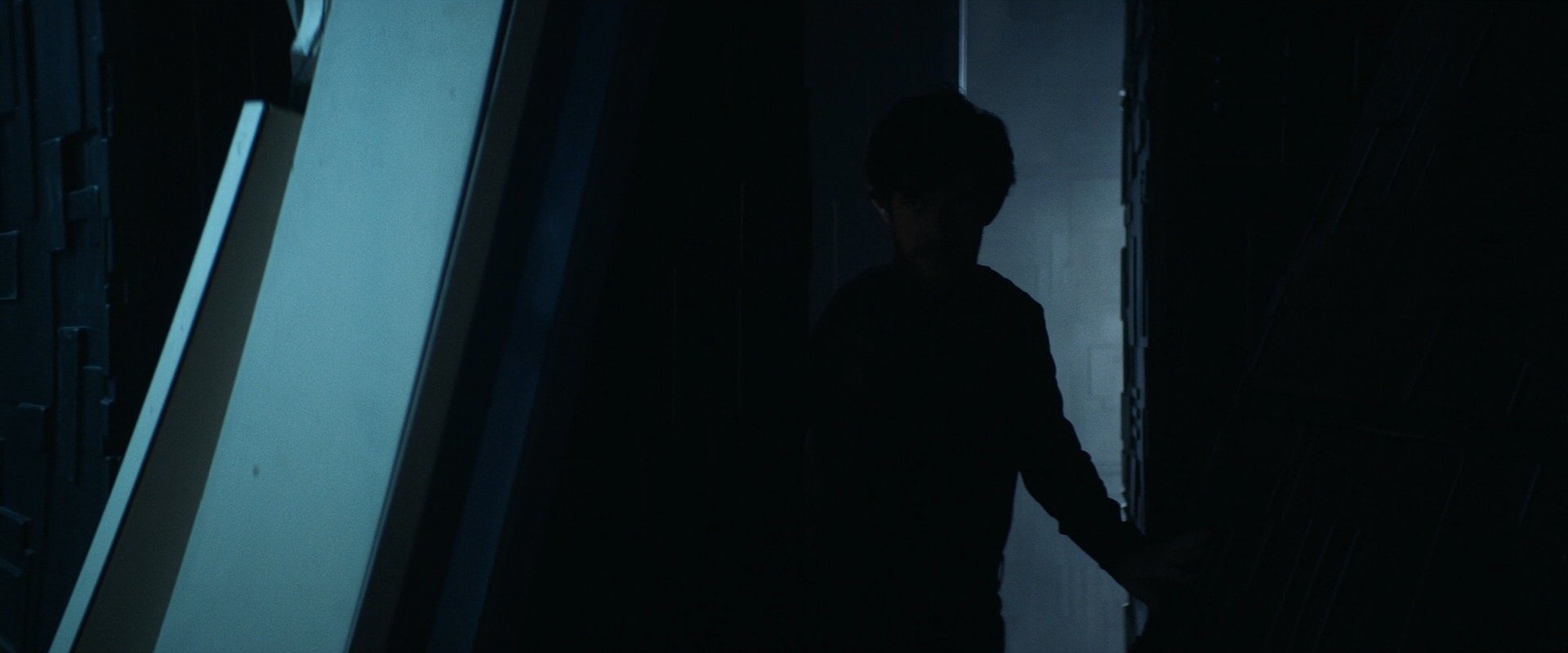 extant_StarTrek_PIC_1x10-EtInArcadiaEgoPart2_0055.jpg
