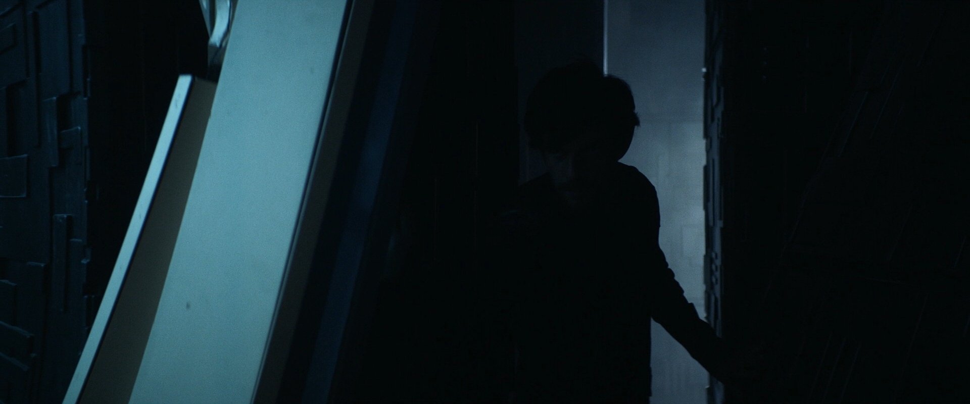 extant_StarTrek_PIC_1x10-EtInArcadiaEgoPart2_0056.jpg