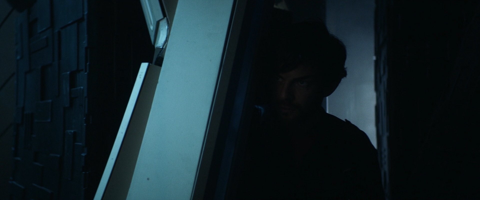 extant_StarTrek_PIC_1x10-EtInArcadiaEgoPart2_0059.jpg