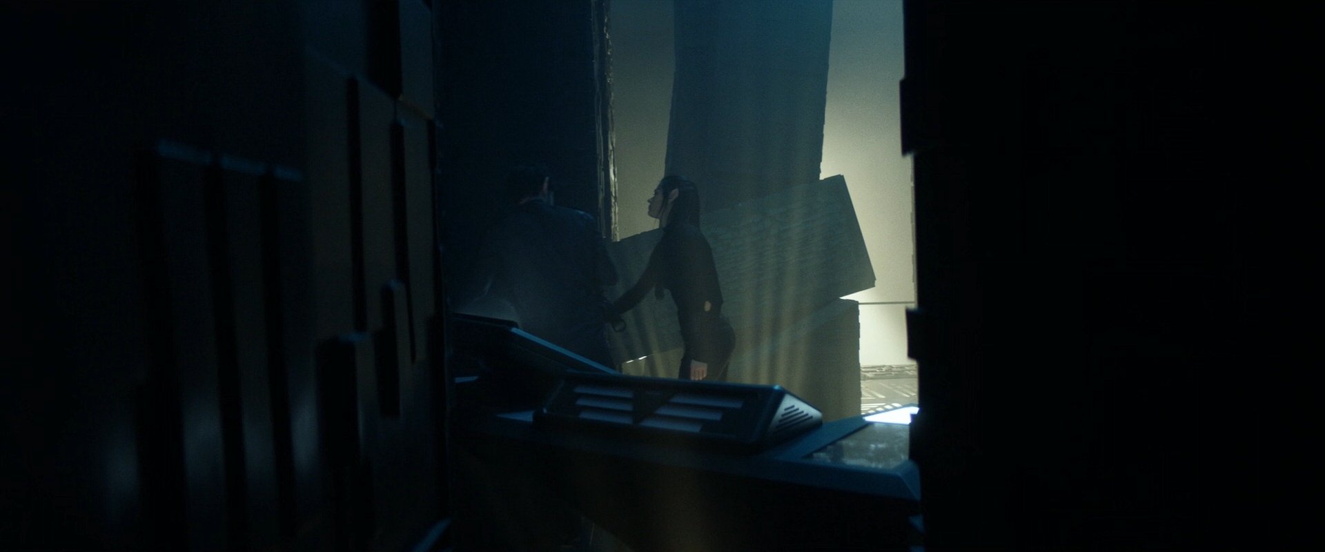 extant_StarTrek_PIC_1x10-EtInArcadiaEgoPart2_0437.jpg