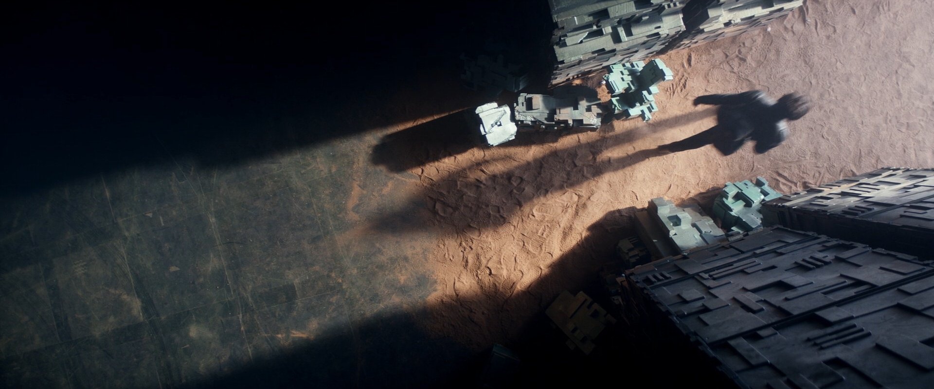 extant_StarTrek_PIC_1x10-EtInArcadiaEgoPart2_0533.jpg
