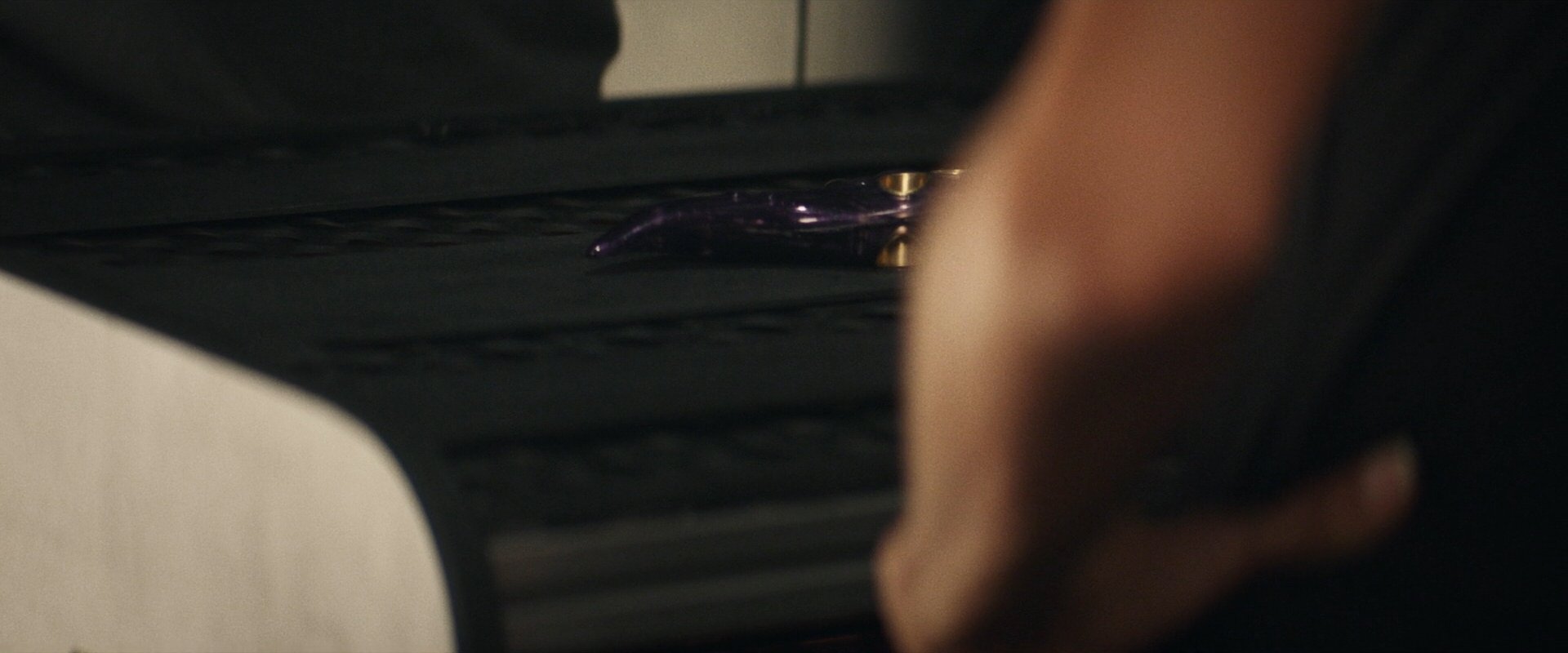 extant_StarTrek_PIC_1x10-EtInArcadiaEgoPart2_0577.jpg