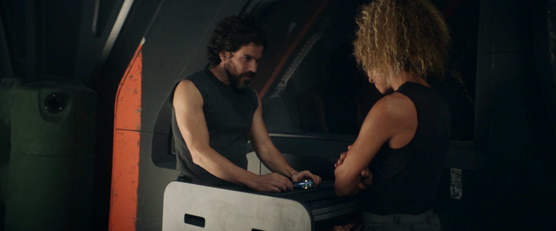 extant_StarTrek_PIC_1x10-EtInArcadiaEgoPart2_0589.jpg
