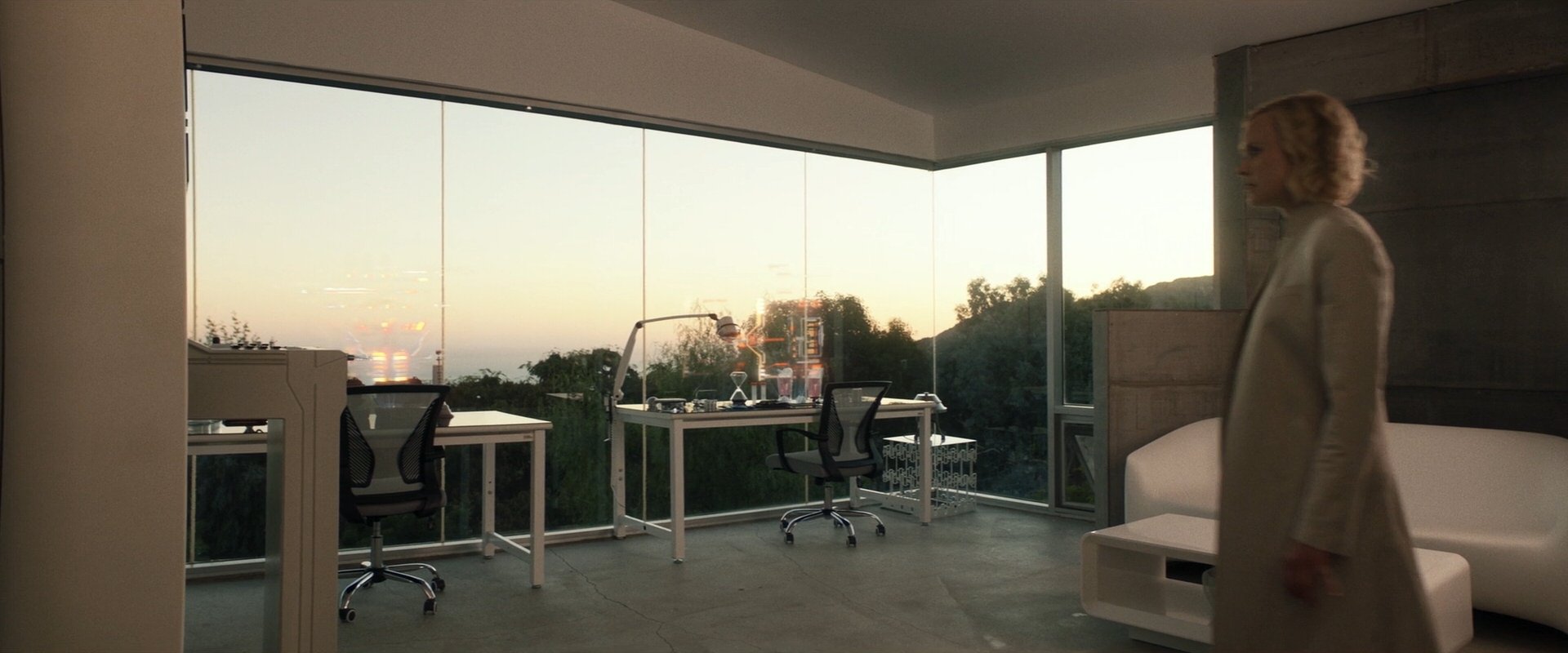 extant_StarTrek_PIC_1x10-EtInArcadiaEgoPart2_0816.jpg