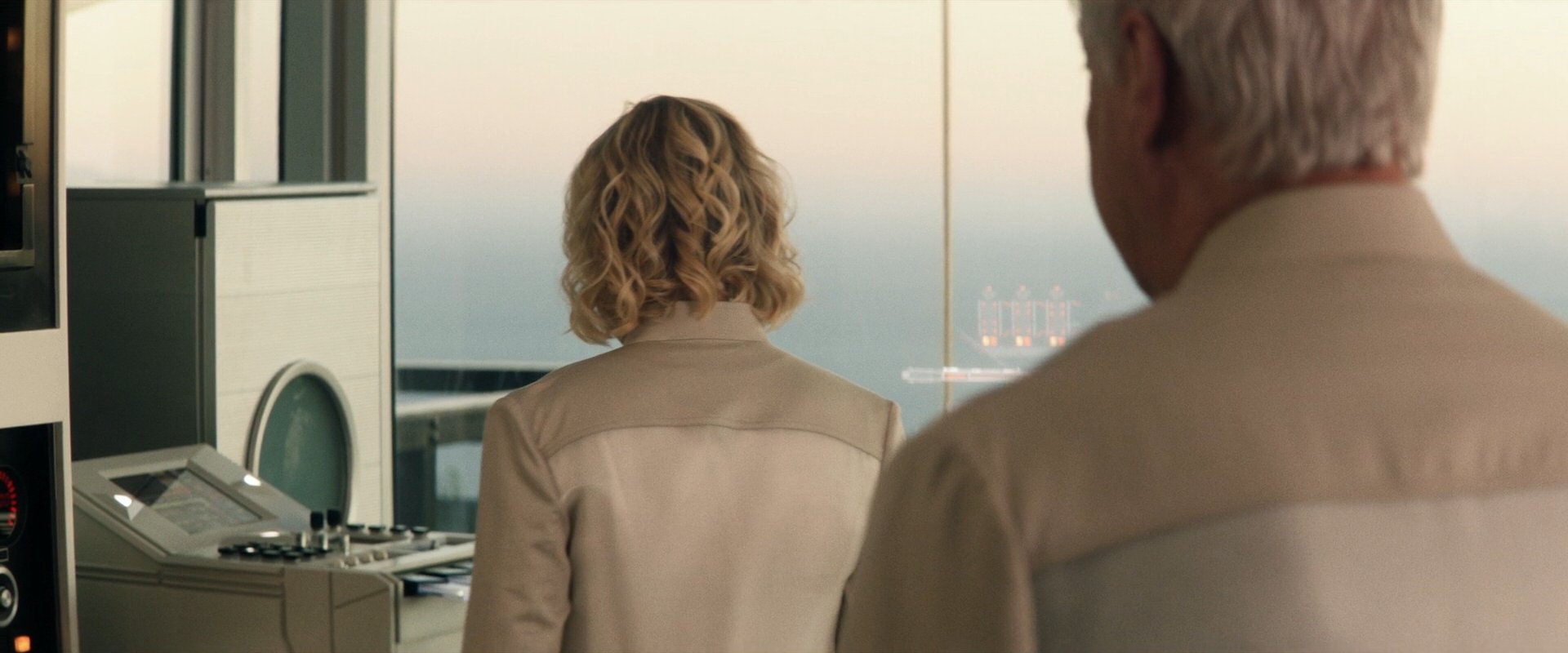 extant_StarTrek_PIC_1x10-EtInArcadiaEgoPart2_0820.jpg