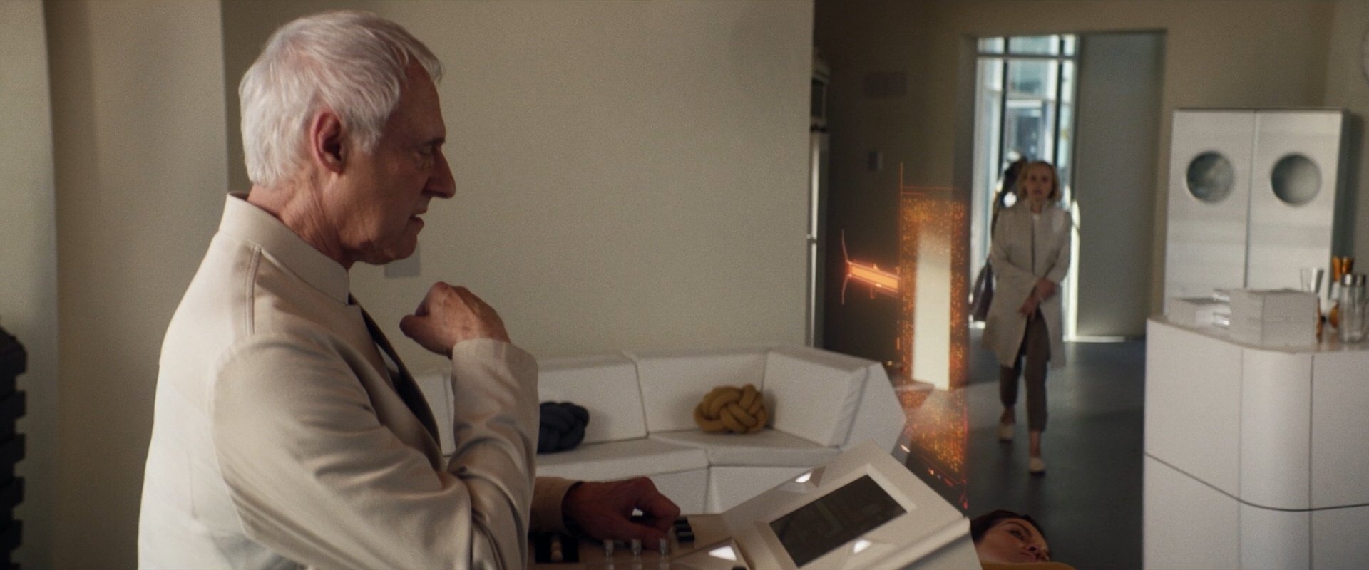 extant_StarTrek_PIC_1x10-EtInArcadiaEgoPart2_1098.jpg