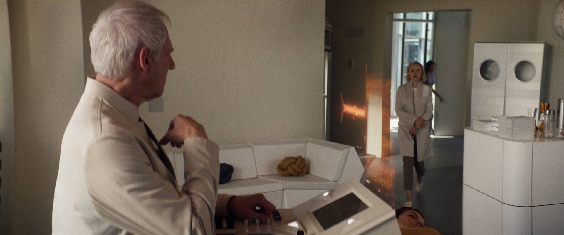 extant_StarTrek_PIC_1x10-EtInArcadiaEgoPart2_1099.jpg