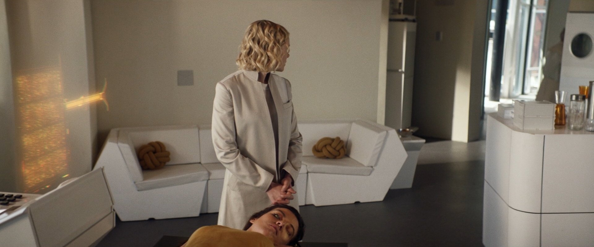 extant_StarTrek_PIC_1x10-EtInArcadiaEgoPart2_1165.jpg