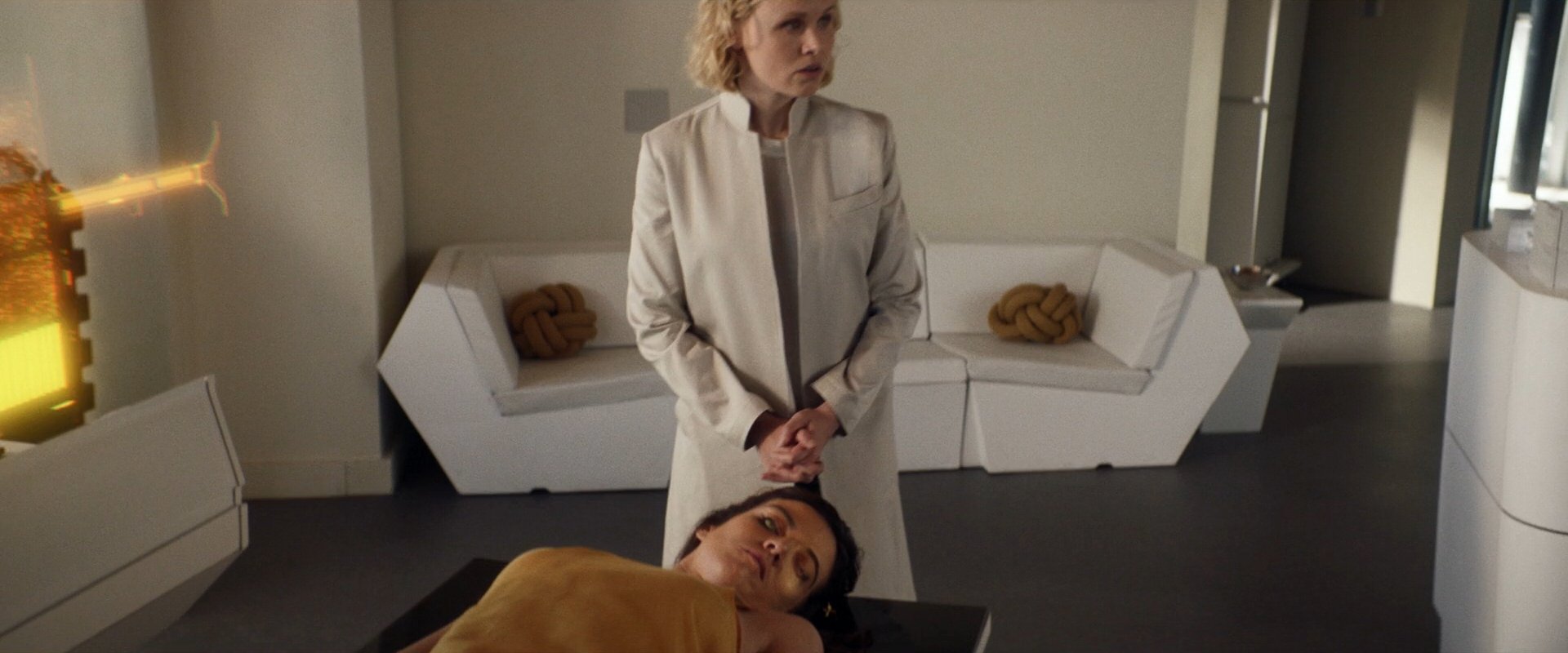 extant_StarTrek_PIC_1x10-EtInArcadiaEgoPart2_1170.jpg