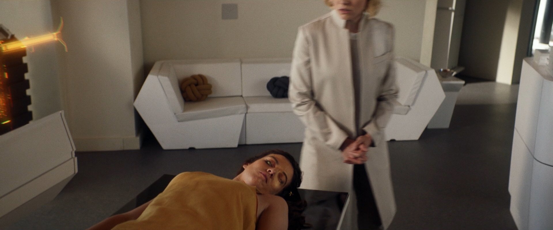 extant_StarTrek_PIC_1x10-EtInArcadiaEgoPart2_1171.jpg