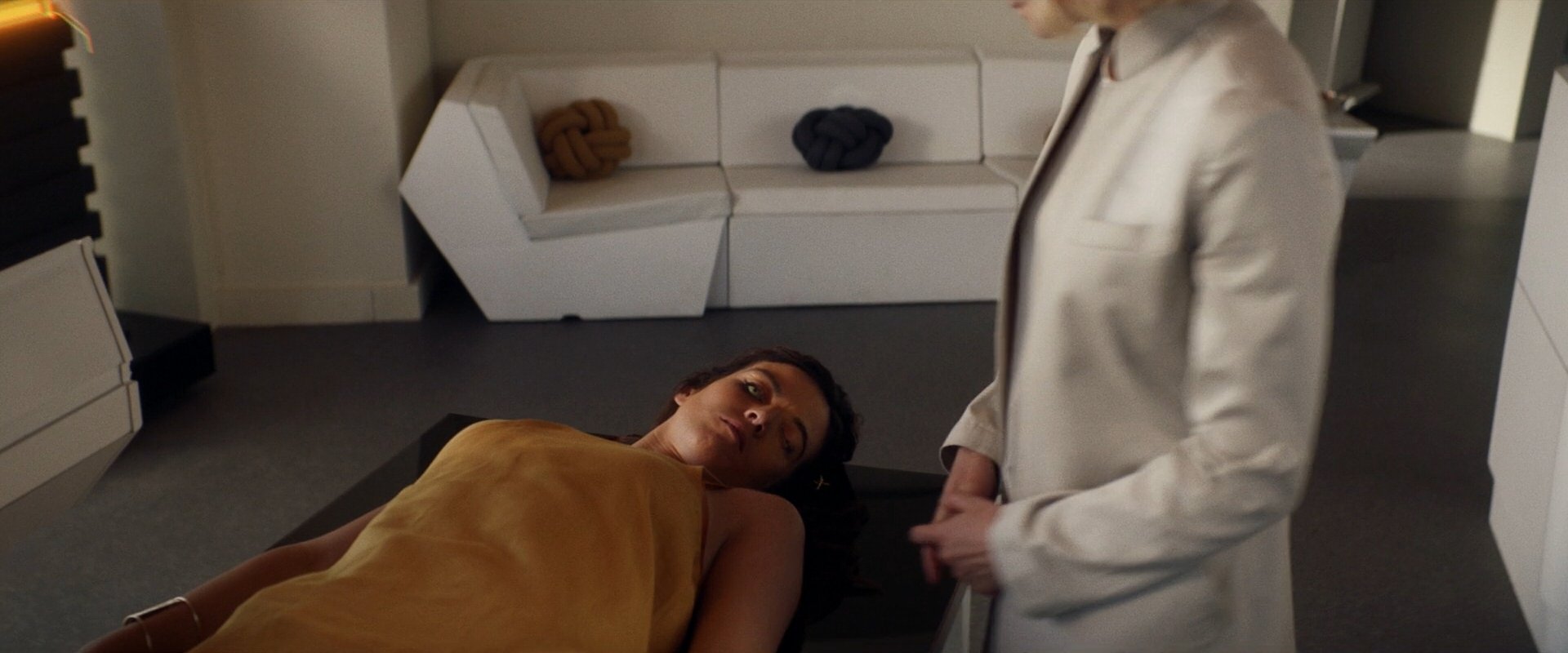 extant_StarTrek_PIC_1x10-EtInArcadiaEgoPart2_1173.jpg