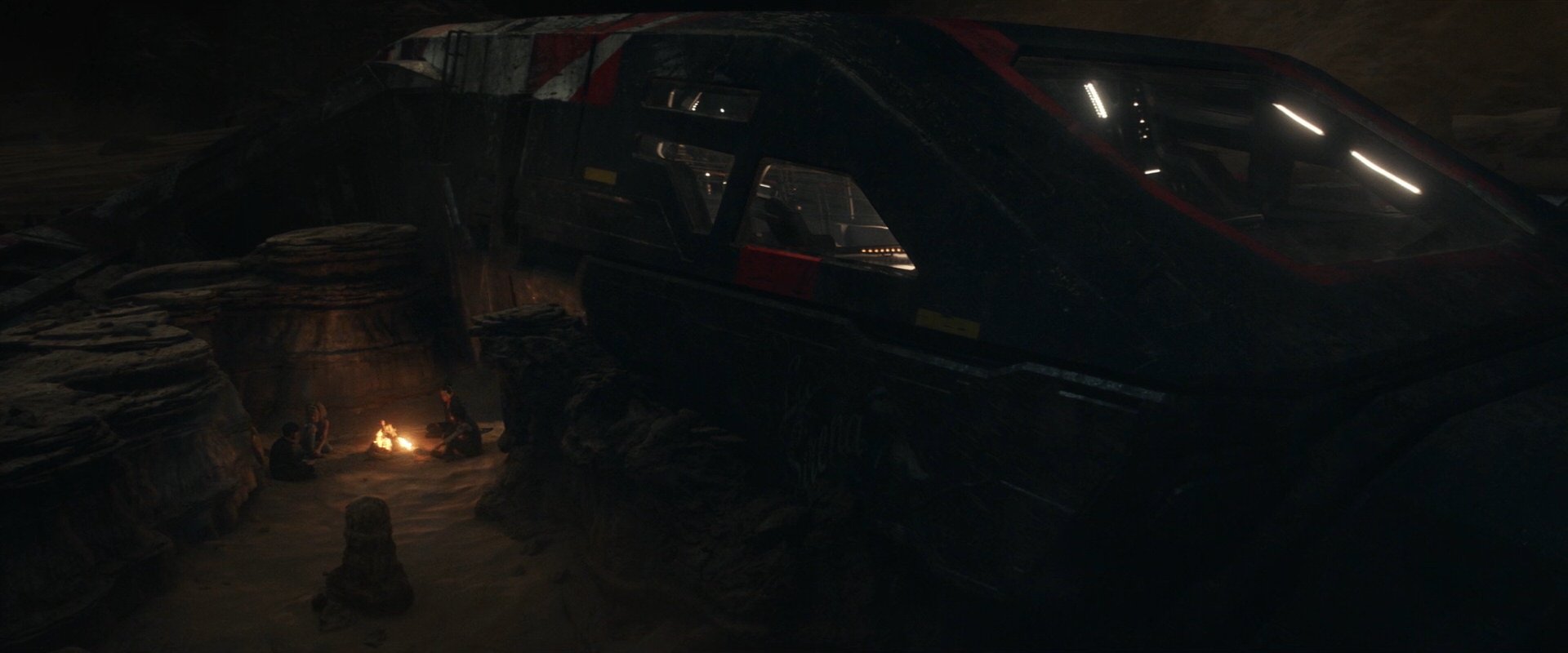 extant_StarTrek_PIC_1x10-EtInArcadiaEgoPart2_1208.jpg