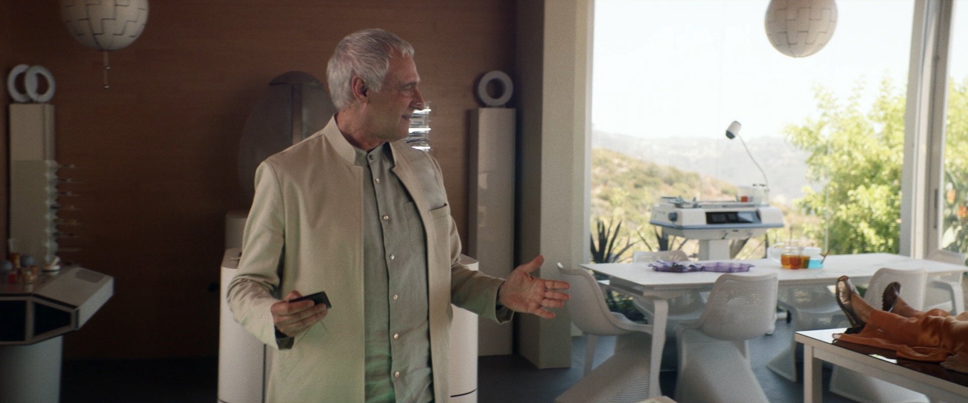 extant_StarTrek_PIC_1x10-EtInArcadiaEgoPart2_1734.jpg