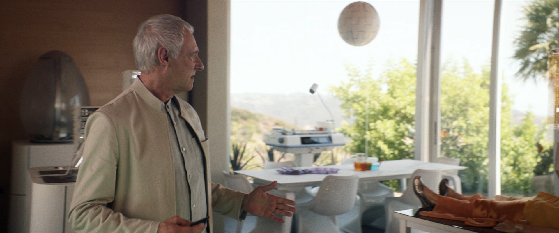 extant_StarTrek_PIC_1x10-EtInArcadiaEgoPart2_1736.jpg