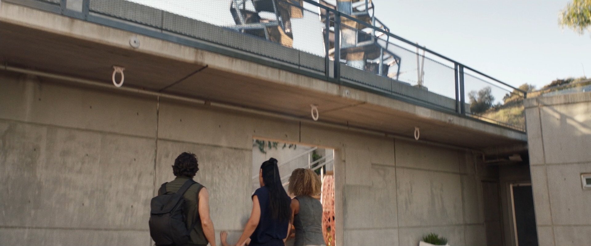 extant_StarTrek_PIC_1x10-EtInArcadiaEgoPart2_1783.jpg