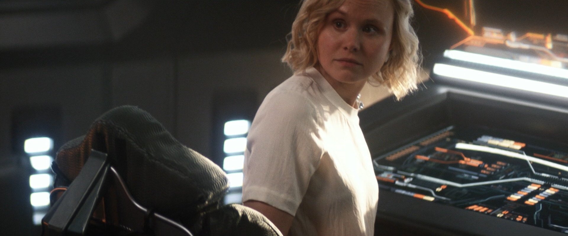extant_StarTrek_PIC_1x10-EtInArcadiaEgoPart2_1946.jpg