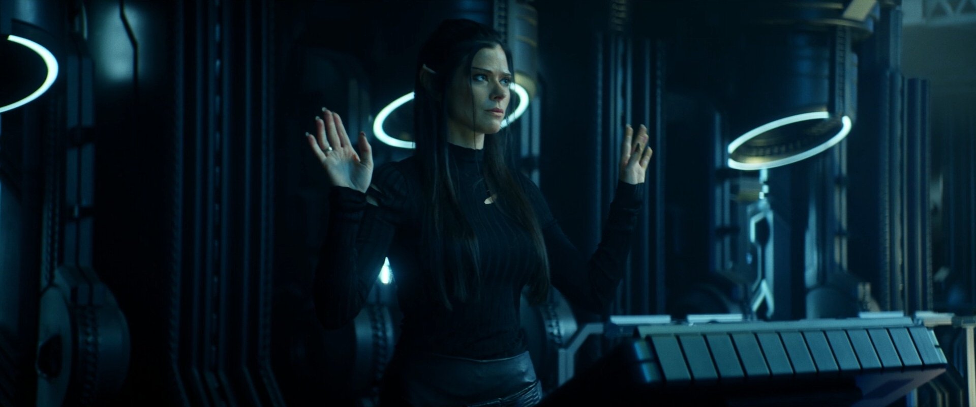 extant_StarTrek_PIC_1x10-EtInArcadiaEgoPart2_2309.jpg