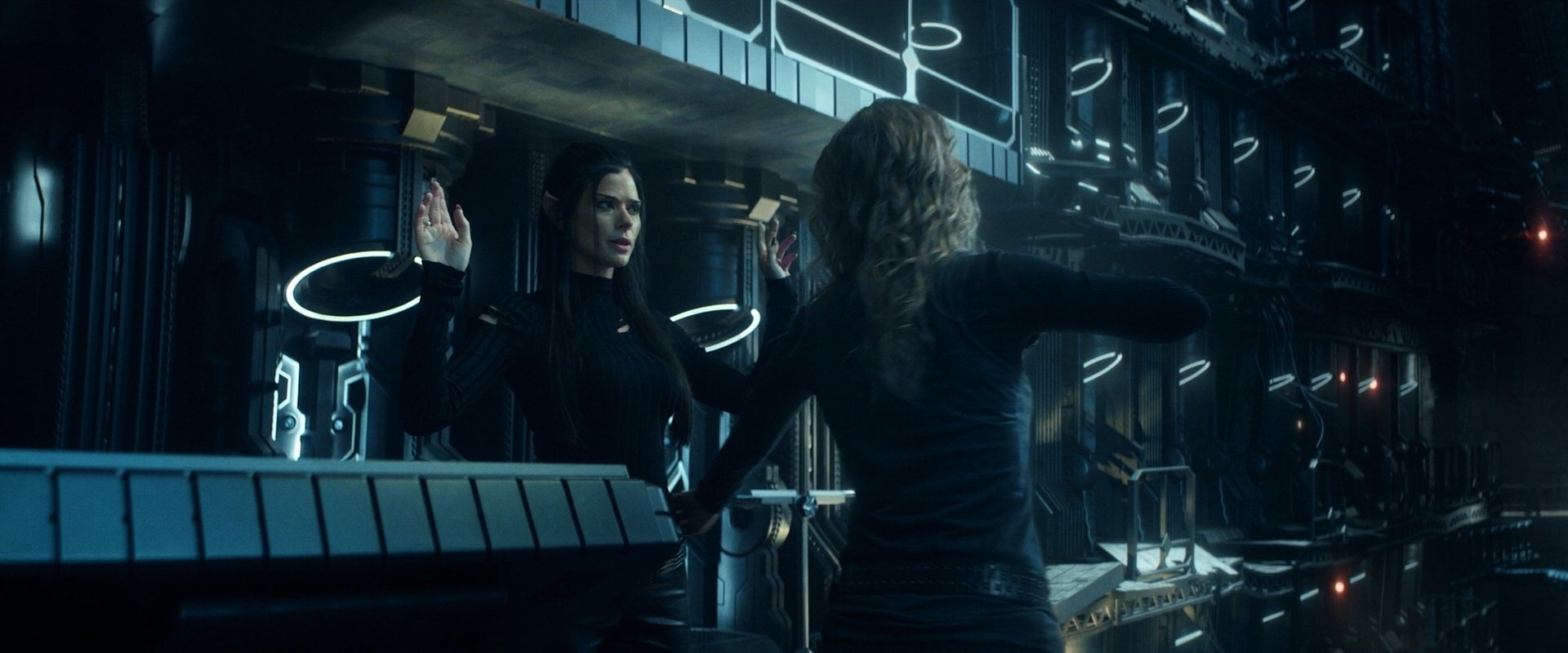 extant_StarTrek_PIC_1x10-EtInArcadiaEgoPart2_2328.jpg