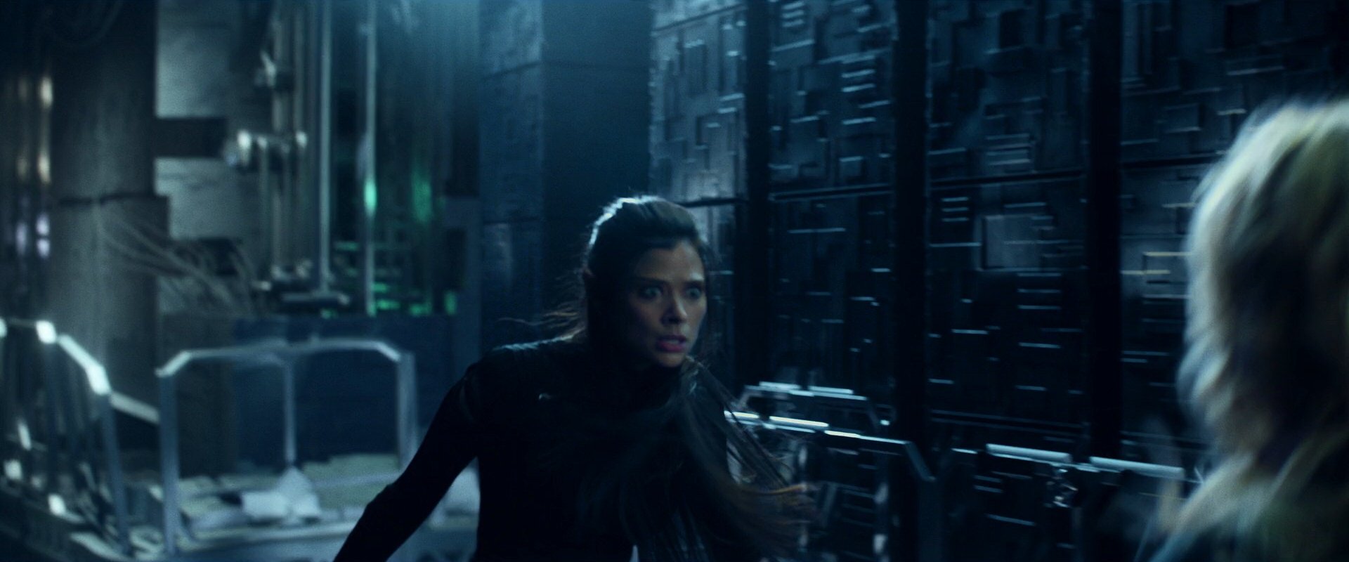 extant_StarTrek_PIC_1x10-EtInArcadiaEgoPart2_2526.jpg