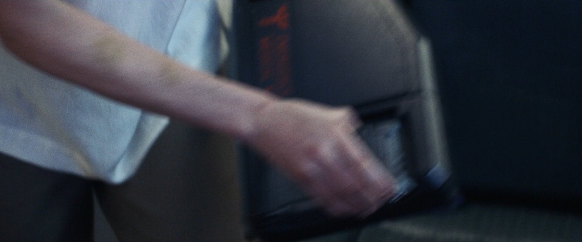 extant_StarTrek_PIC_1x10-EtInArcadiaEgoPart2_3229.jpg