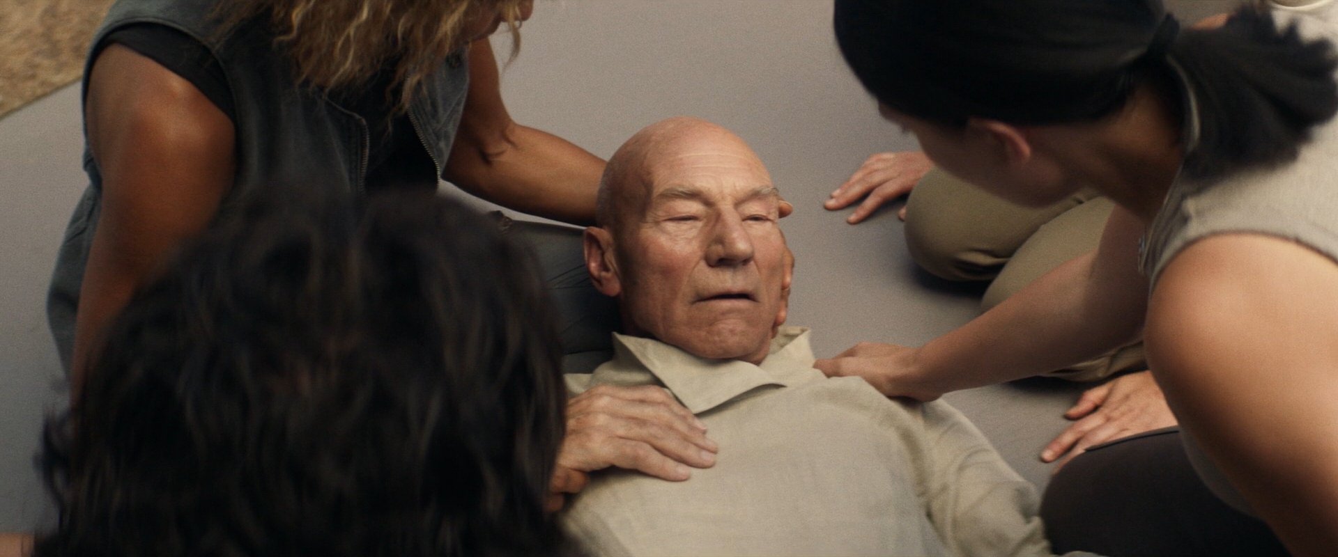 extant_StarTrek_PIC_1x10-EtInArcadiaEgoPart2_3762.jpg