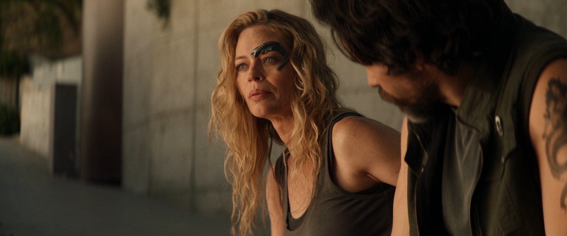 extant_StarTrek_PIC_1x10-EtInArcadiaEgoPart2_3951.jpg