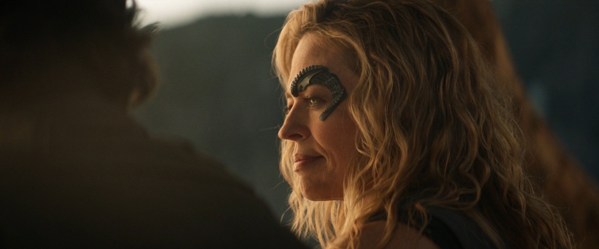 extant_StarTrek_PIC_1x10-EtInArcadiaEgoPart2_4108.jpg
