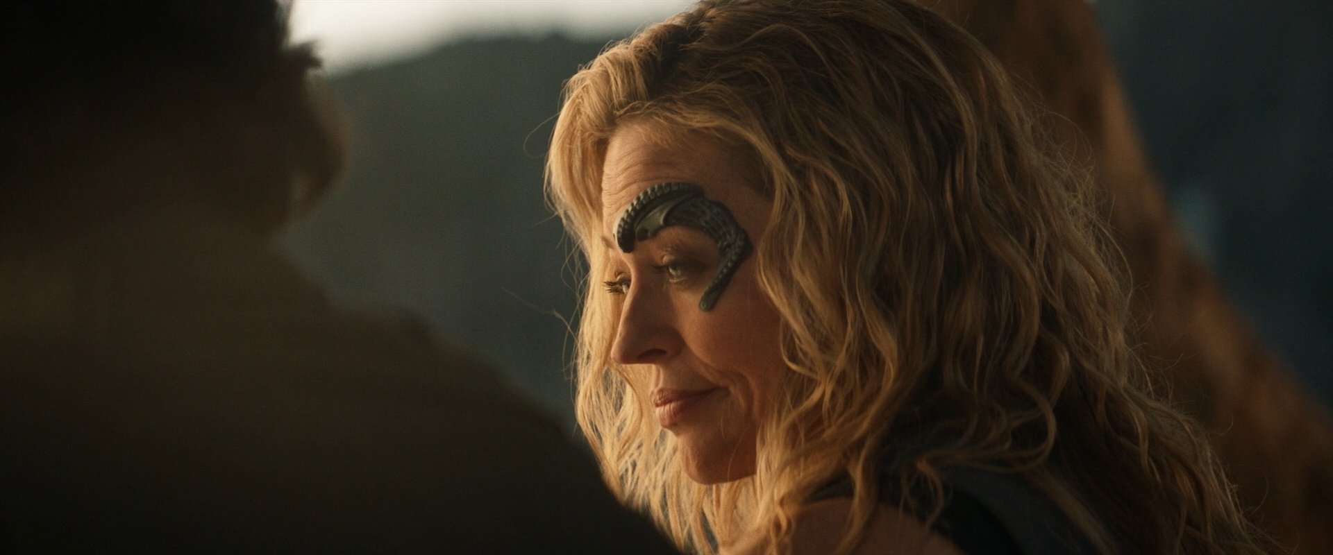 extant_StarTrek_PIC_1x10-EtInArcadiaEgoPart2_4109.jpg