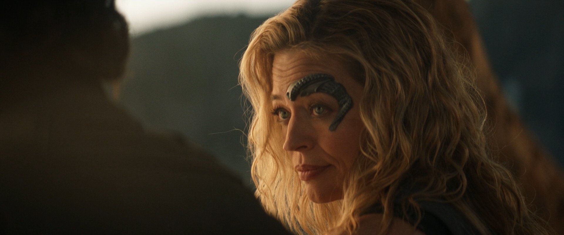 extant_StarTrek_PIC_1x10-EtInArcadiaEgoPart2_4112.jpg