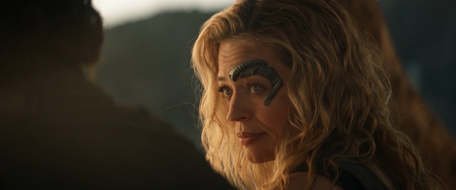 extant_StarTrek_PIC_1x10-EtInArcadiaEgoPart2_4113.jpg