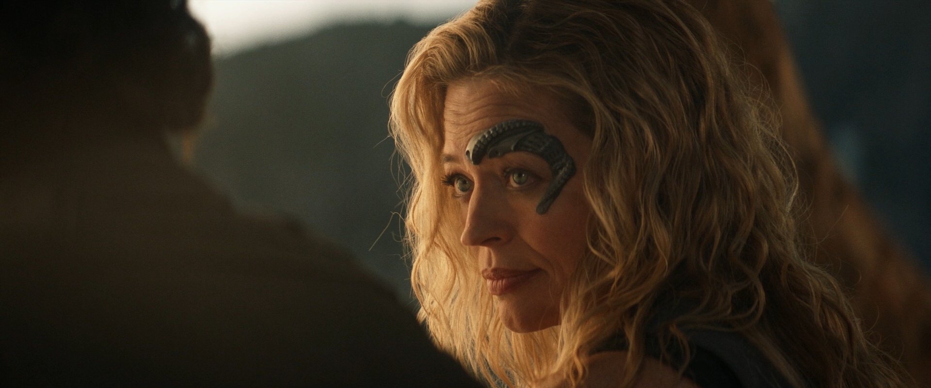 extant_StarTrek_PIC_1x10-EtInArcadiaEgoPart2_4114.jpg
