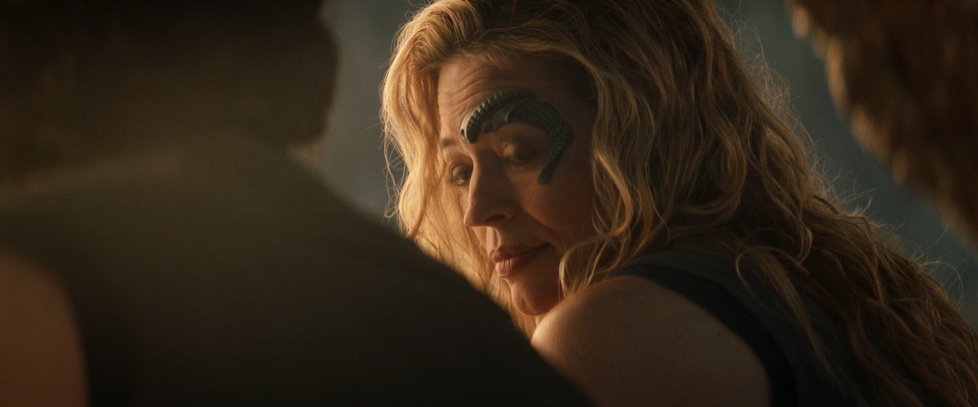 extant_StarTrek_PIC_1x10-EtInArcadiaEgoPart2_4127.jpg