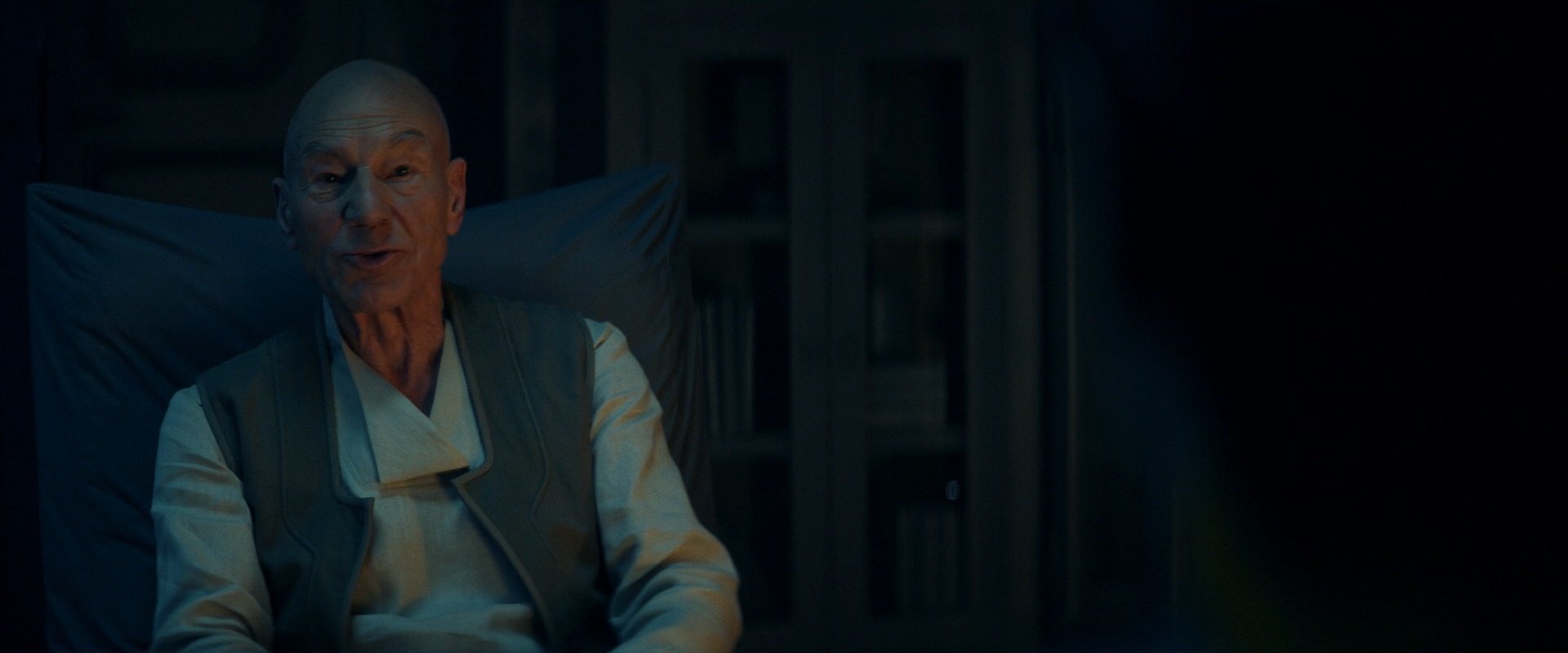 extant_StarTrek_PIC_1x10-EtInArcadiaEgoPart2_4357.jpg