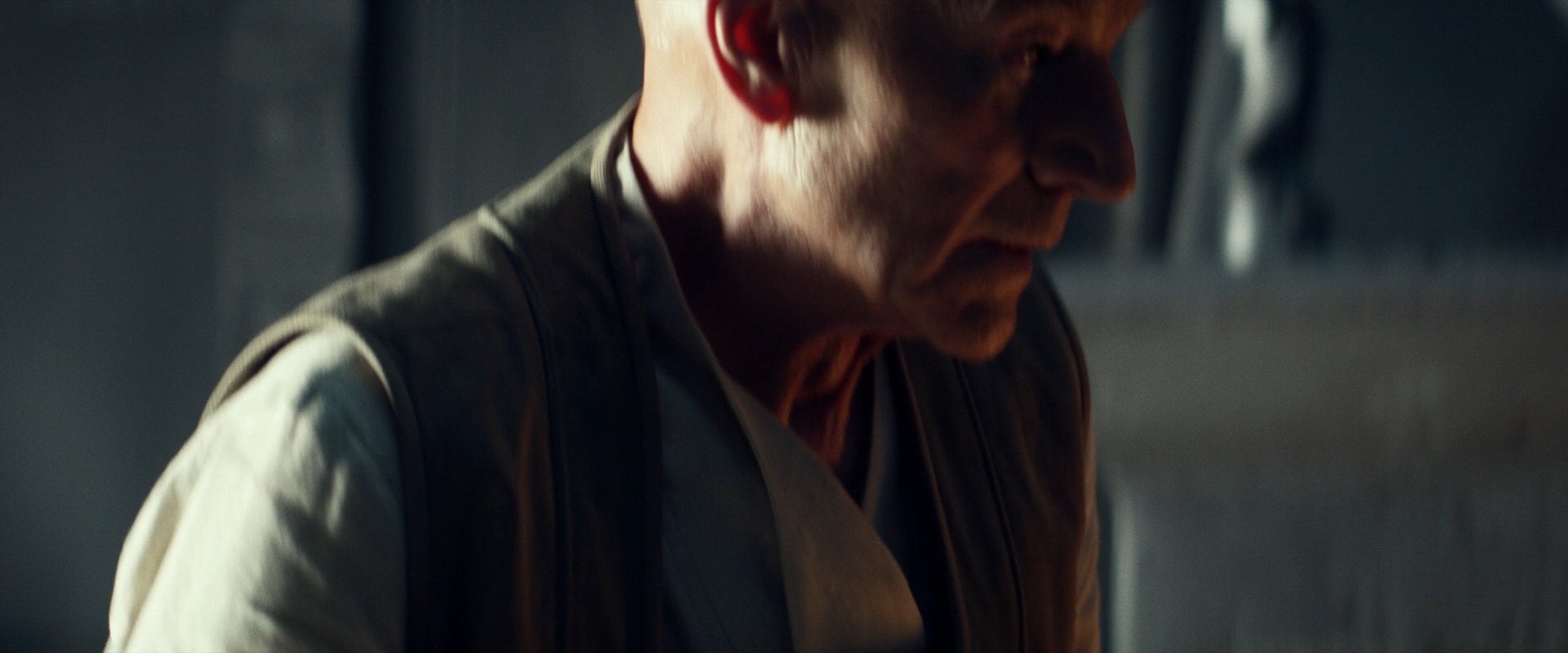 extant_StarTrek_PIC_1x10-EtInArcadiaEgoPart2_4779.jpg