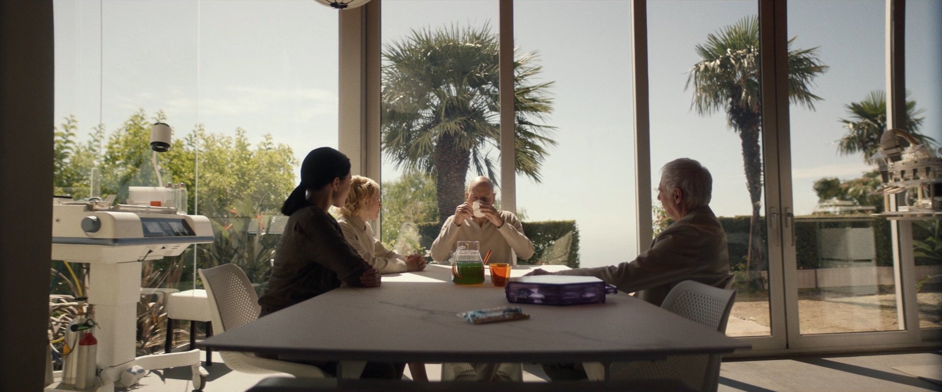 extant_StarTrek_PIC_1x10-EtInArcadiaEgoPart2_5067.jpg