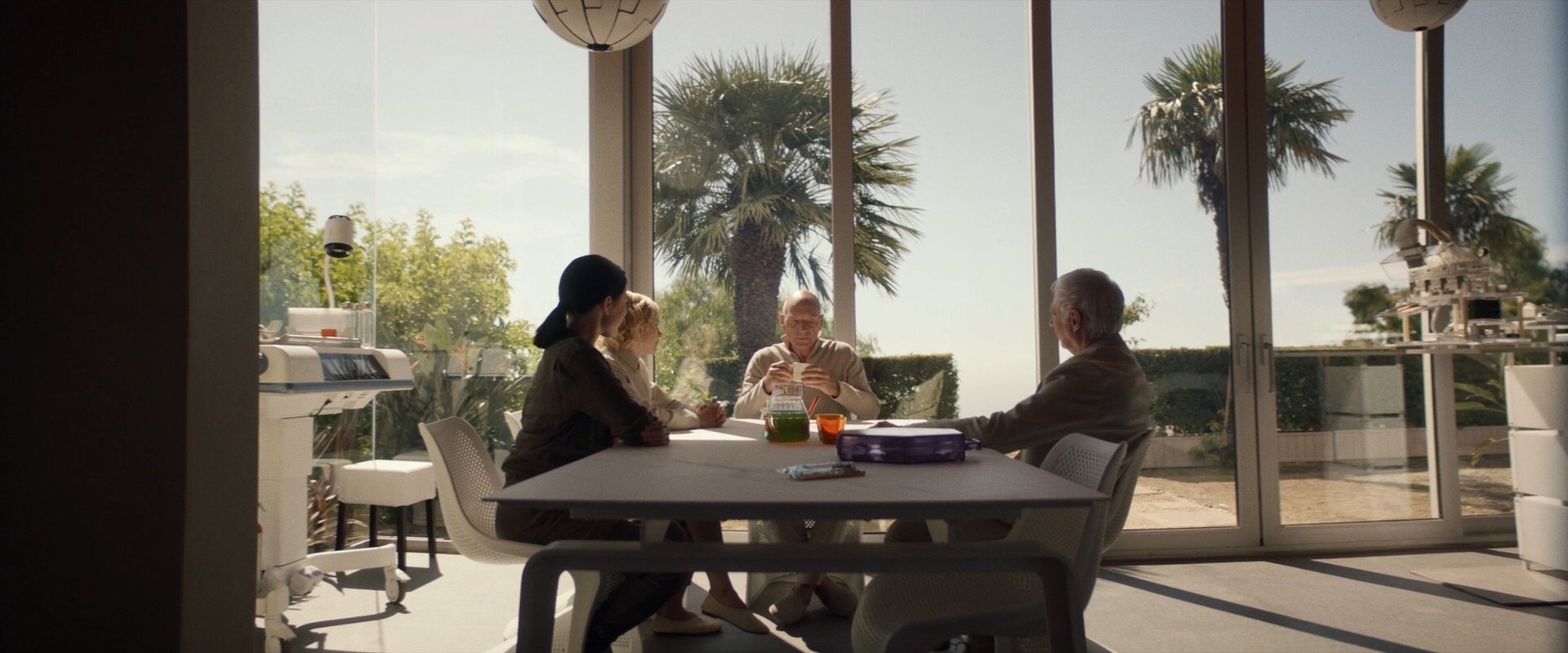 extant_StarTrek_PIC_1x10-EtInArcadiaEgoPart2_5071.jpg